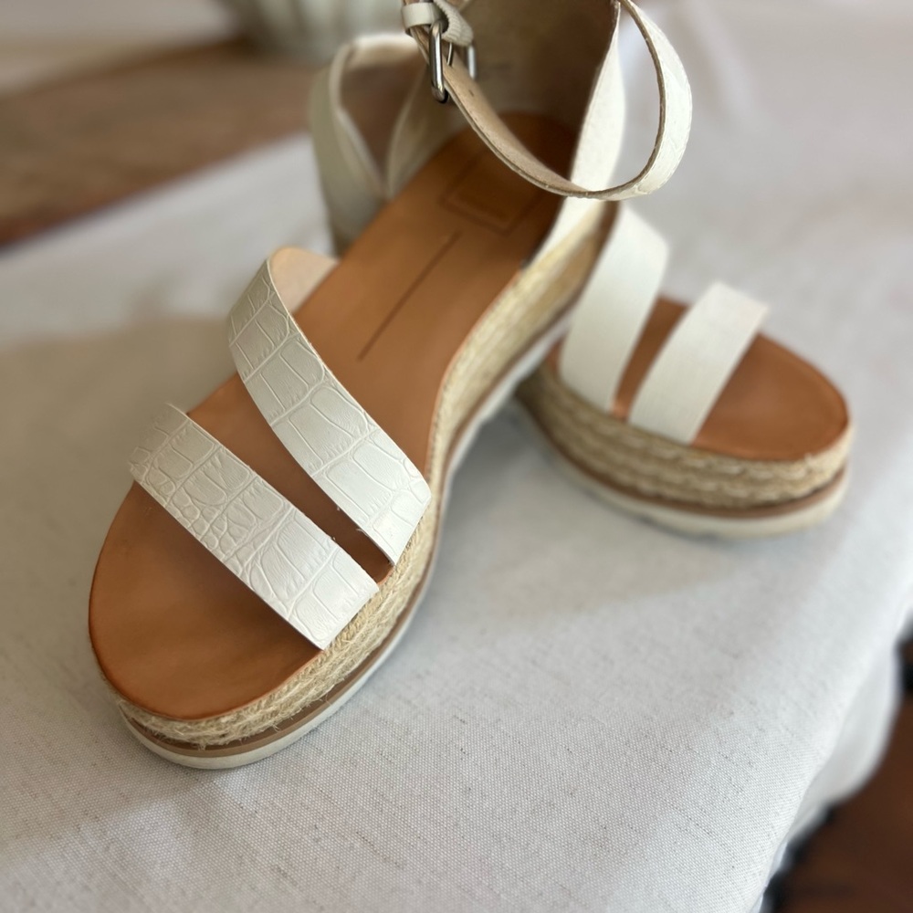 Dolce Vita White Croc-Patterned Sandals
